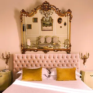 https://palazzo-cerami.catania-hotels.net