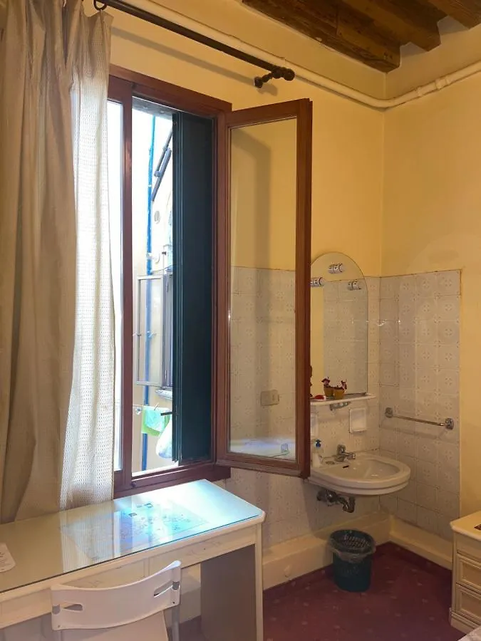 Casa Lin Venice Zimmer Италия